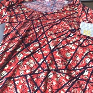 LuLaRoe perfect tee